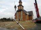 Montaż krzyża na dachu wieży_23