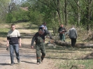 Przygotowanie ławek na poświęcenie_17